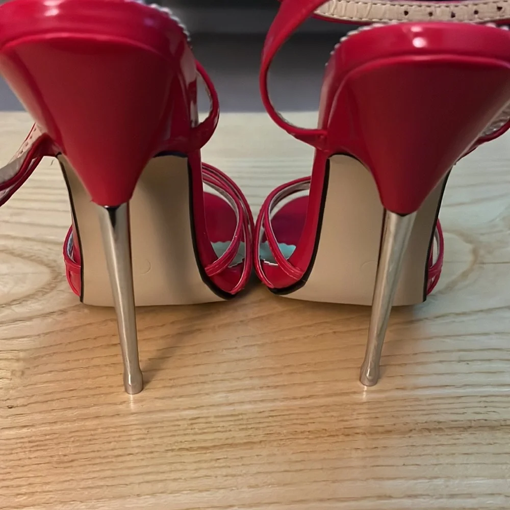 Fetish heels - Picture 4 of 11